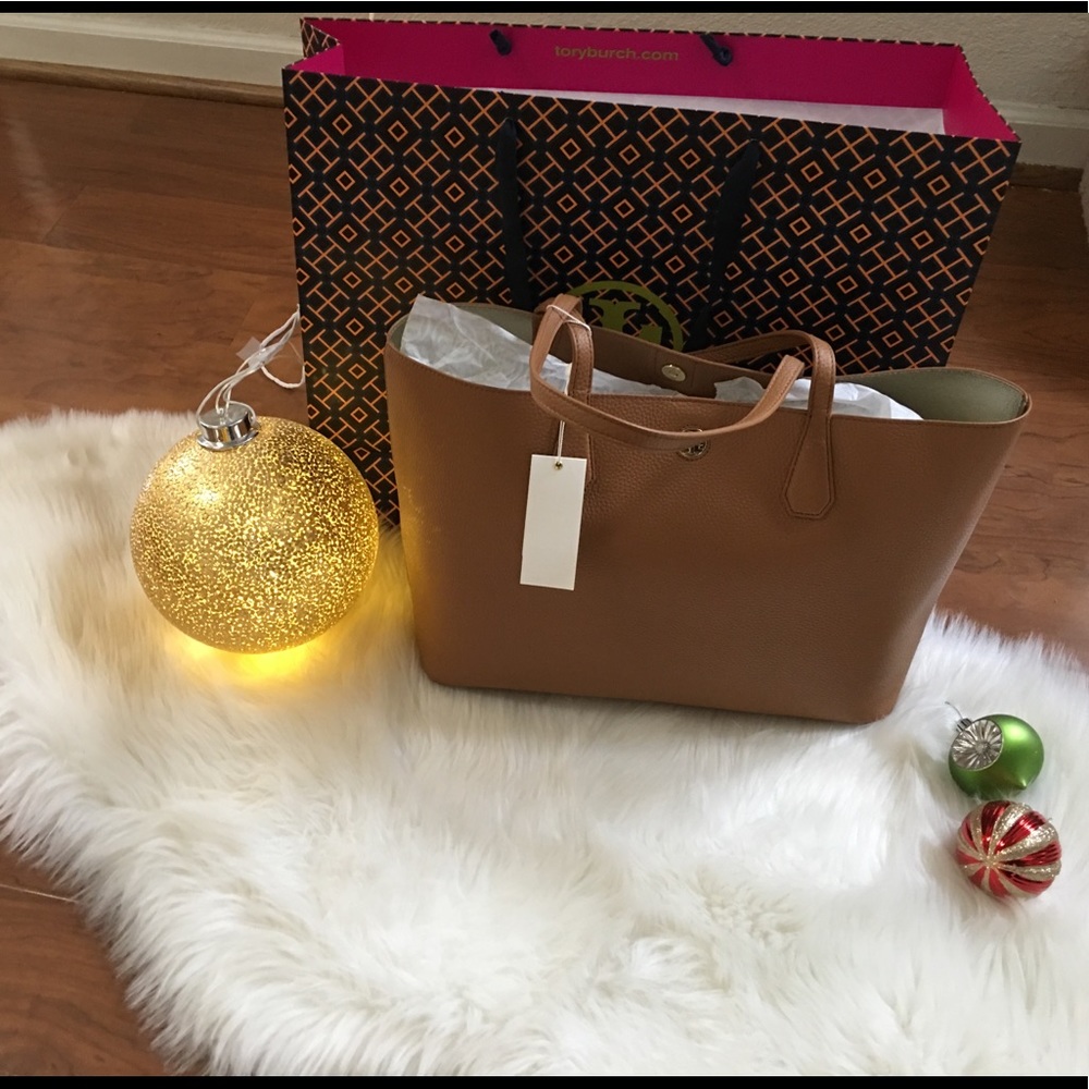 Tory Burch Brody Tote in Bark - Picture 2 of 7